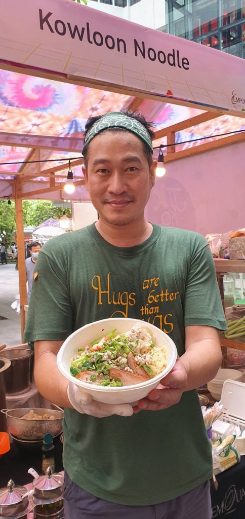 เอ สุรพันธ์ ชาวปากน้ำ บะหมี่เกาลูน Kowloon Noodle 2
