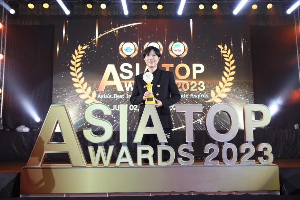 1. โอ๋ สตาร์ ฮันเตอร์ สุดภูมิใจ รับรางวัล Best Content Provider จากเวที ASIA TOP AWARDS 2023