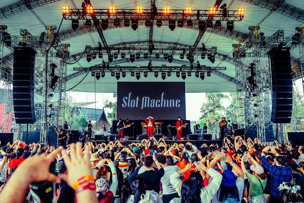 Slot Machine บนเวที Vive Latino Festival วีเว่ ลาติโน่ เฟสติวัล ครั้งที่ 24 ประเทศเม็กซิโก